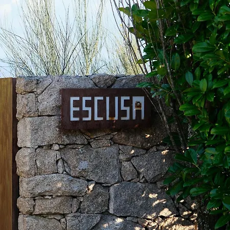 Escusa *